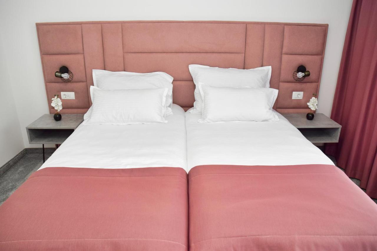 Hotel Premium ไยเซ ภายนอก รูปภาพ
